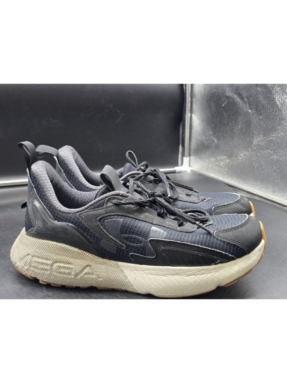 Under Armour Shoes Mens Size 11 HOVR Mega 2 MVMNT Running Sneakers